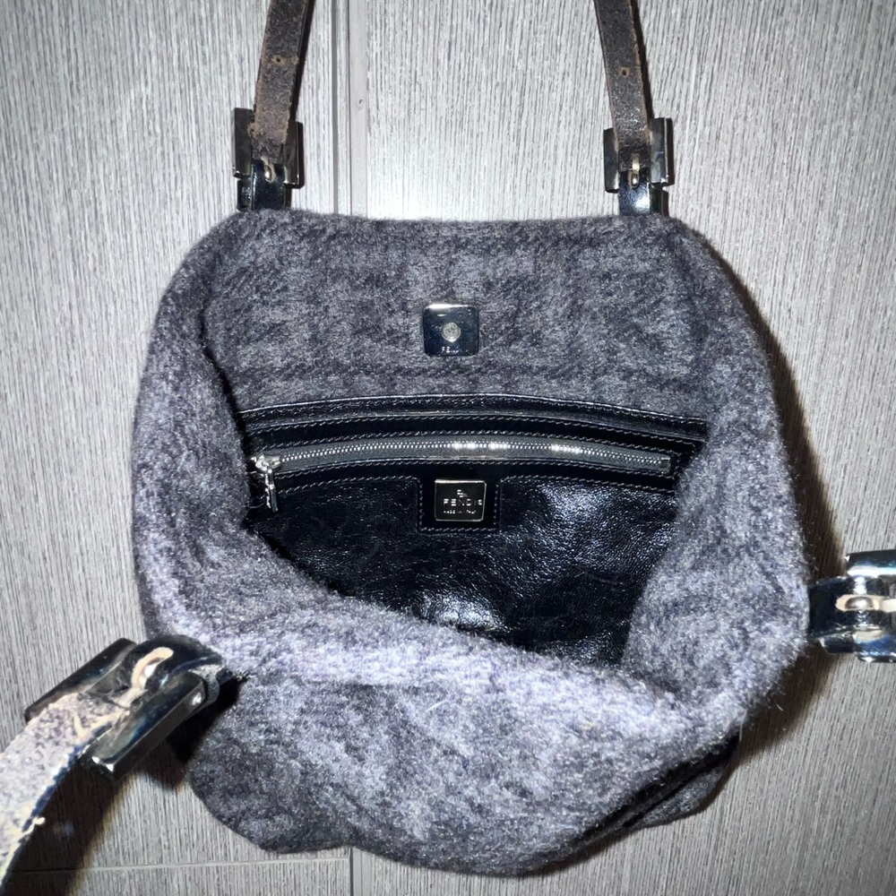 Fendi: Wool Cashmere Zucca Monogram Shoulder Bag - Picture 7 of 17
